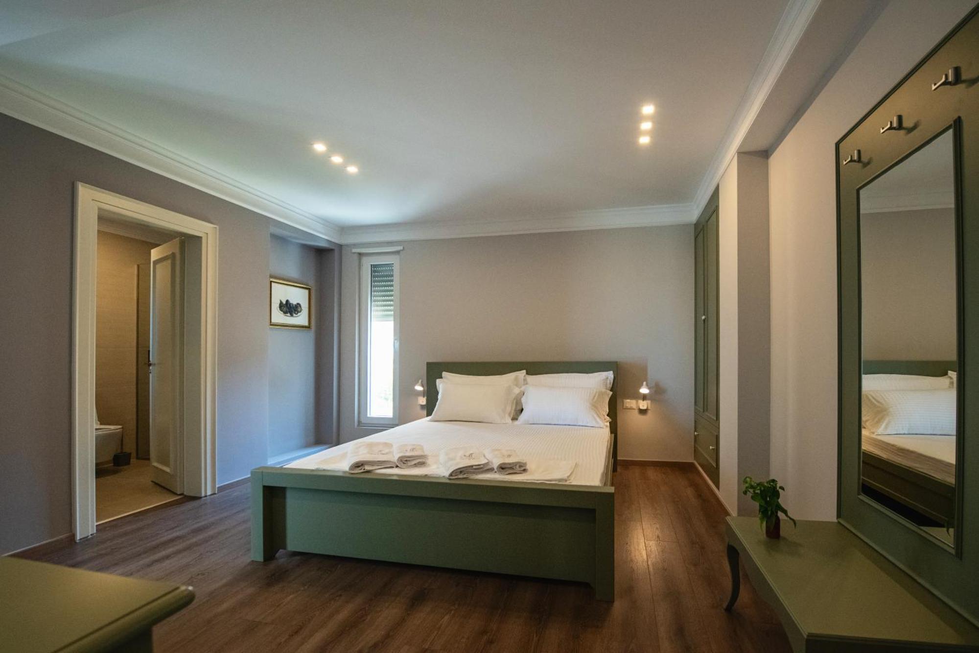 Hotel Vila 11 Durres Exterior photo